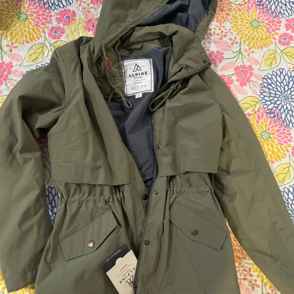NWT alpine medium canvas jacket